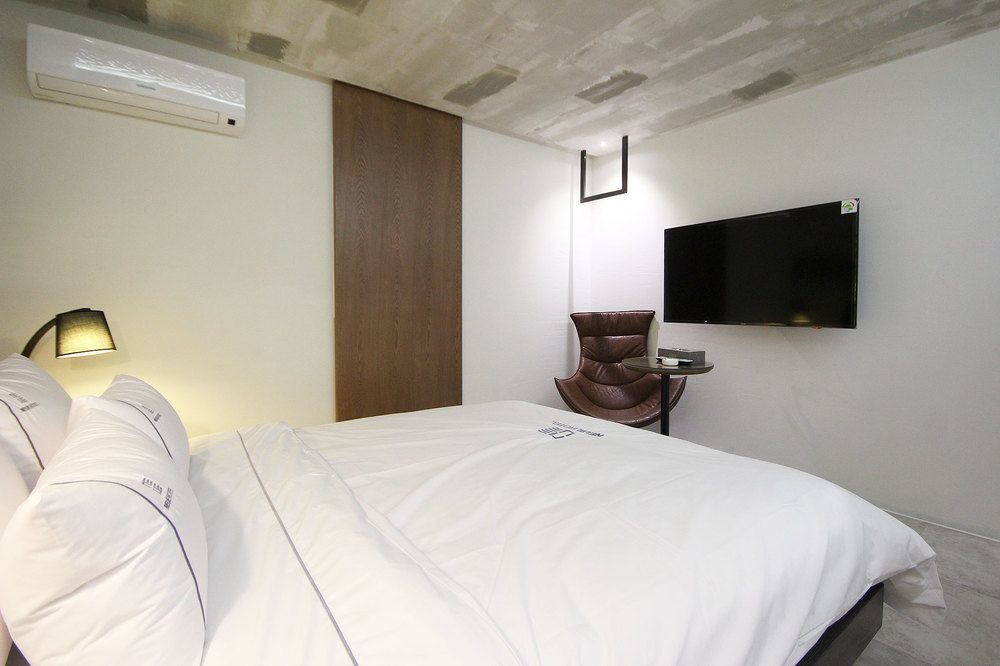Jeonju Neue Hotel Exterior photo
